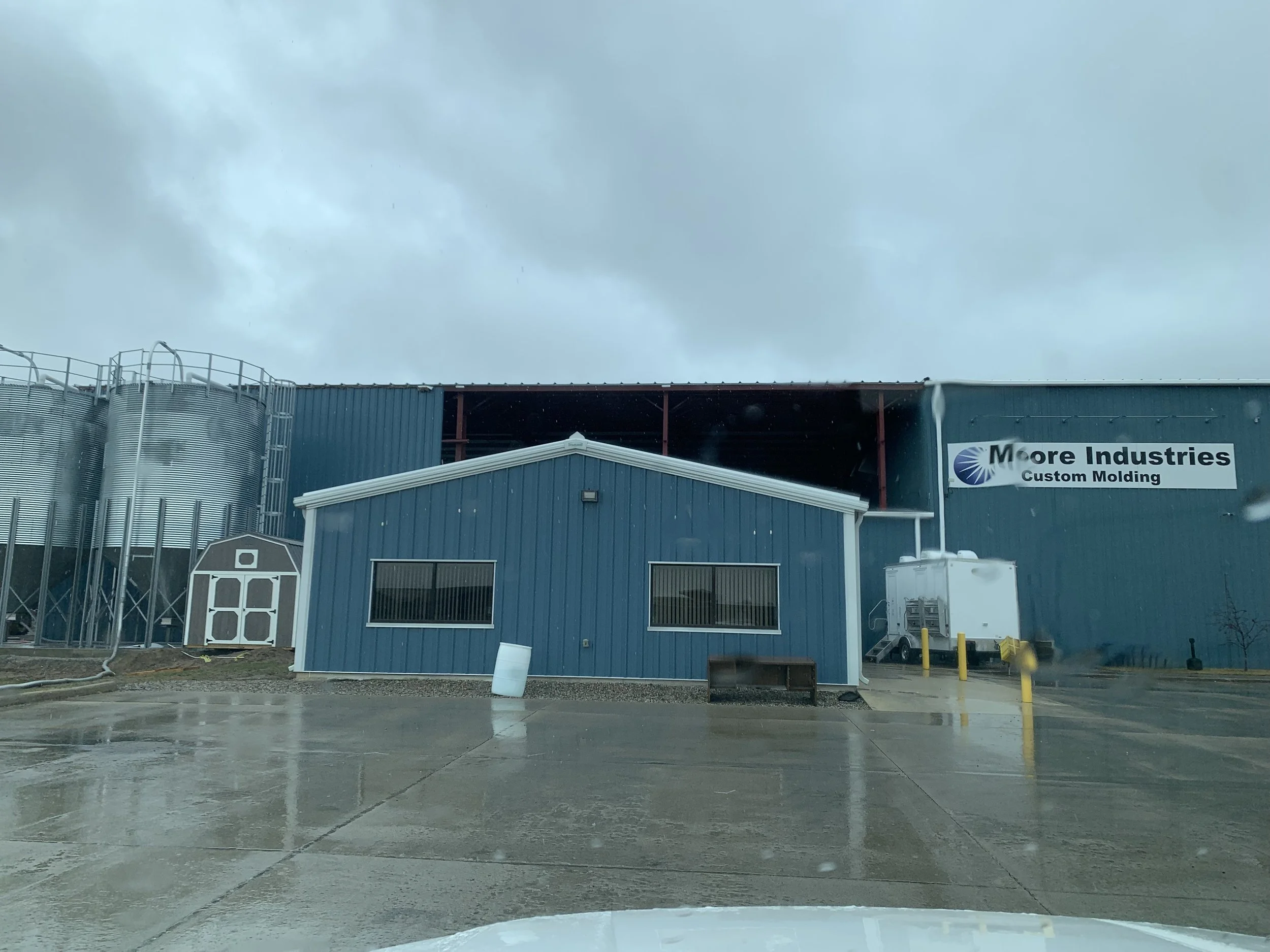 Moore Industries, Inc. Your Custom Injection Molding Supplier