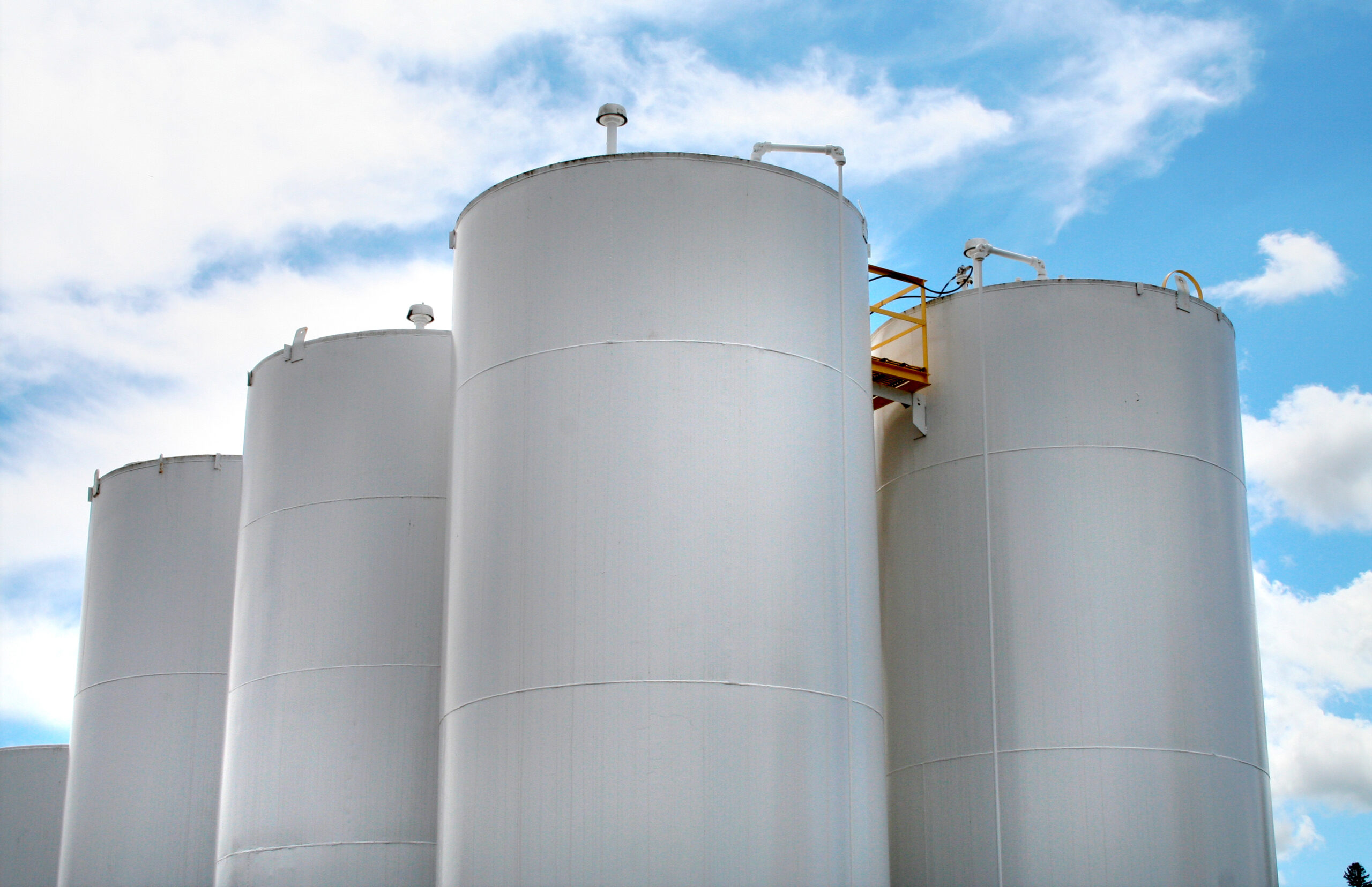 Steel & Fiberglass Tanks and Vessels