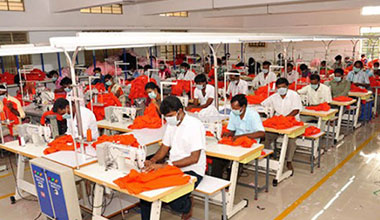 Supreme Clothing Wholesale industry insight