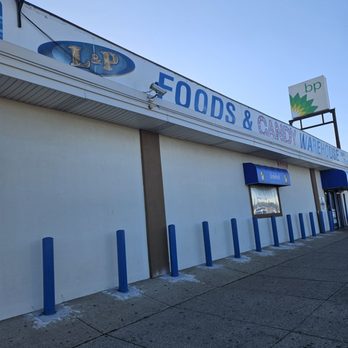 The Wholesale Candy Shop: Wholesale Candy