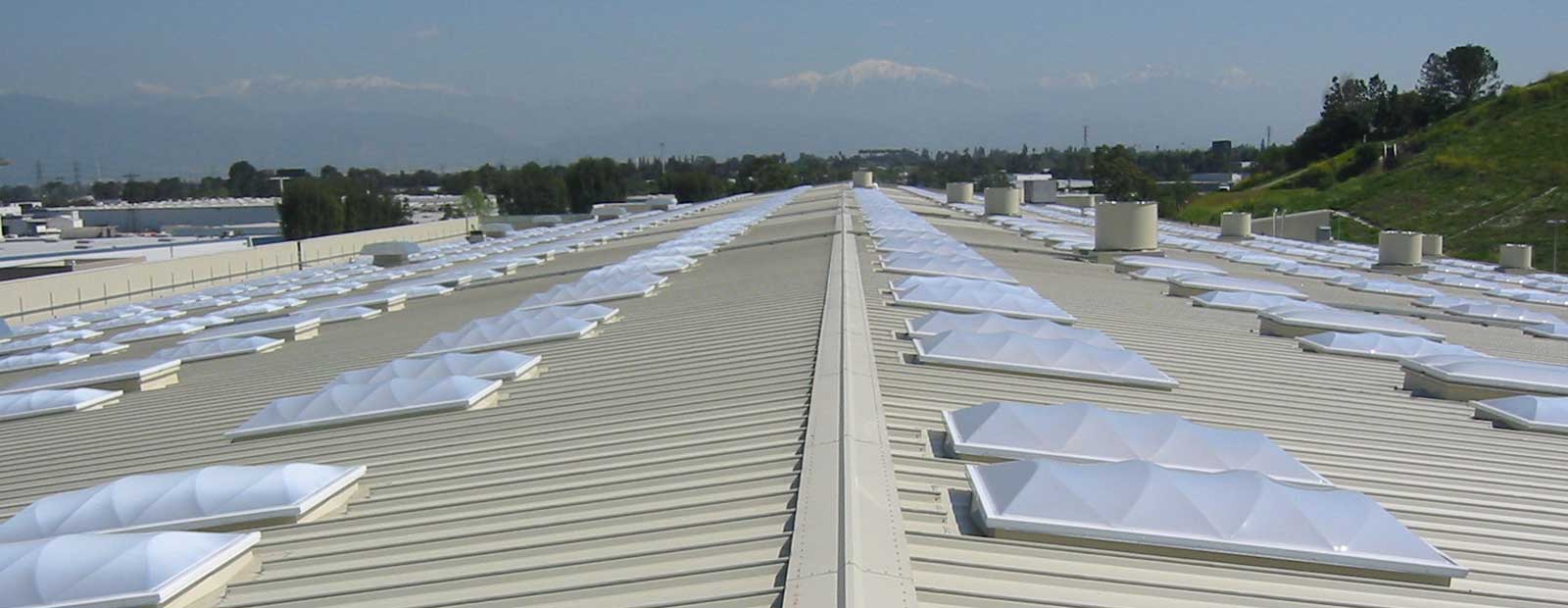 Thermally Broken Venting Unit Commercial Skylight Manufacturer