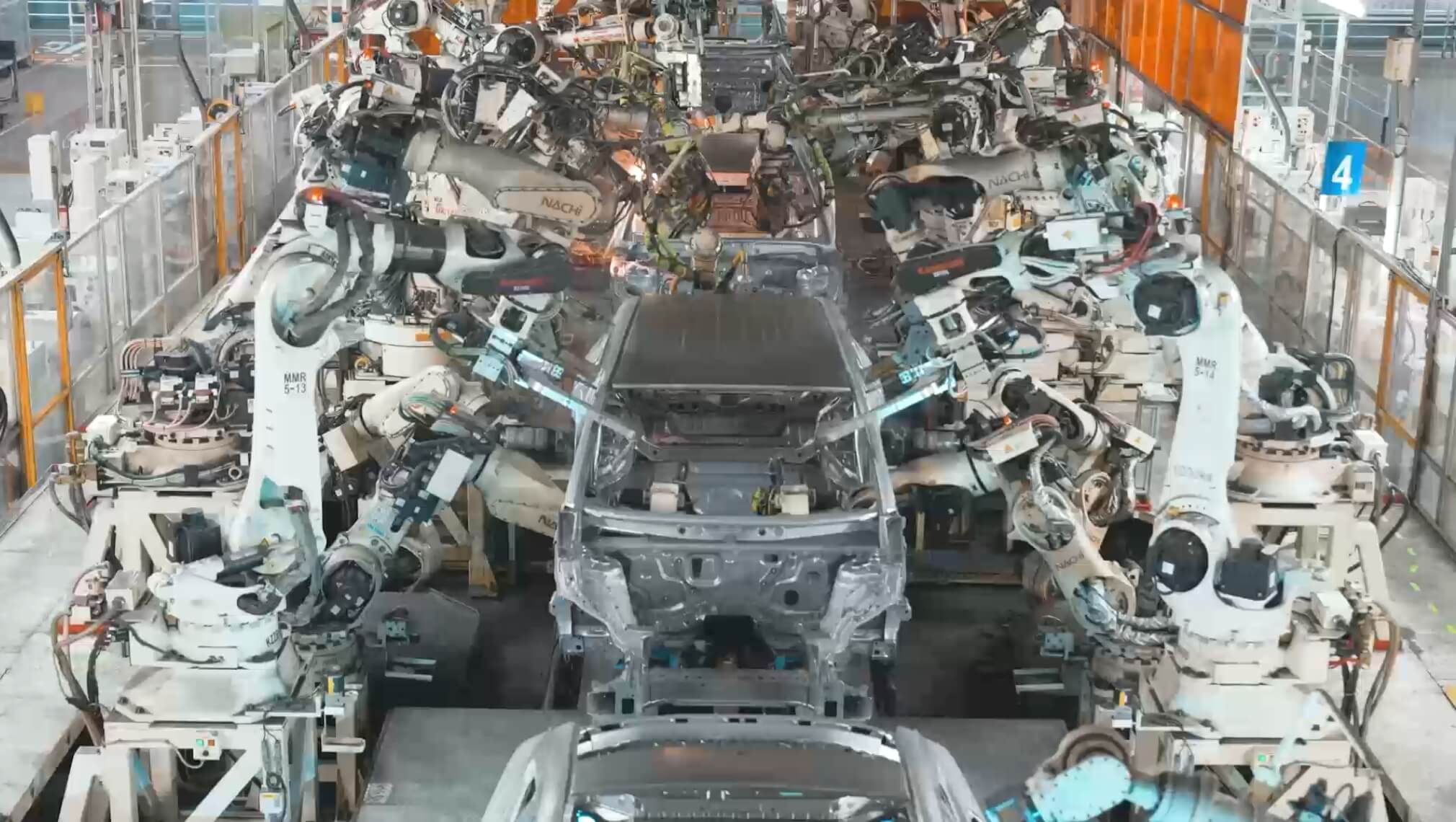 Toyota Crate Motor industry insight