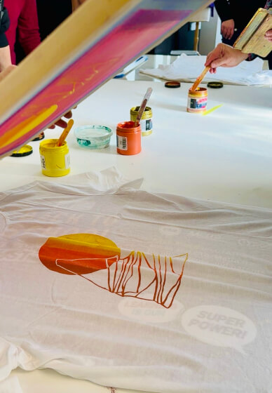 custom airbrush t shirt printing process