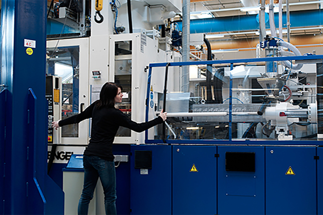 Universal Hydraulics industry insight