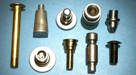 Universal Rivet