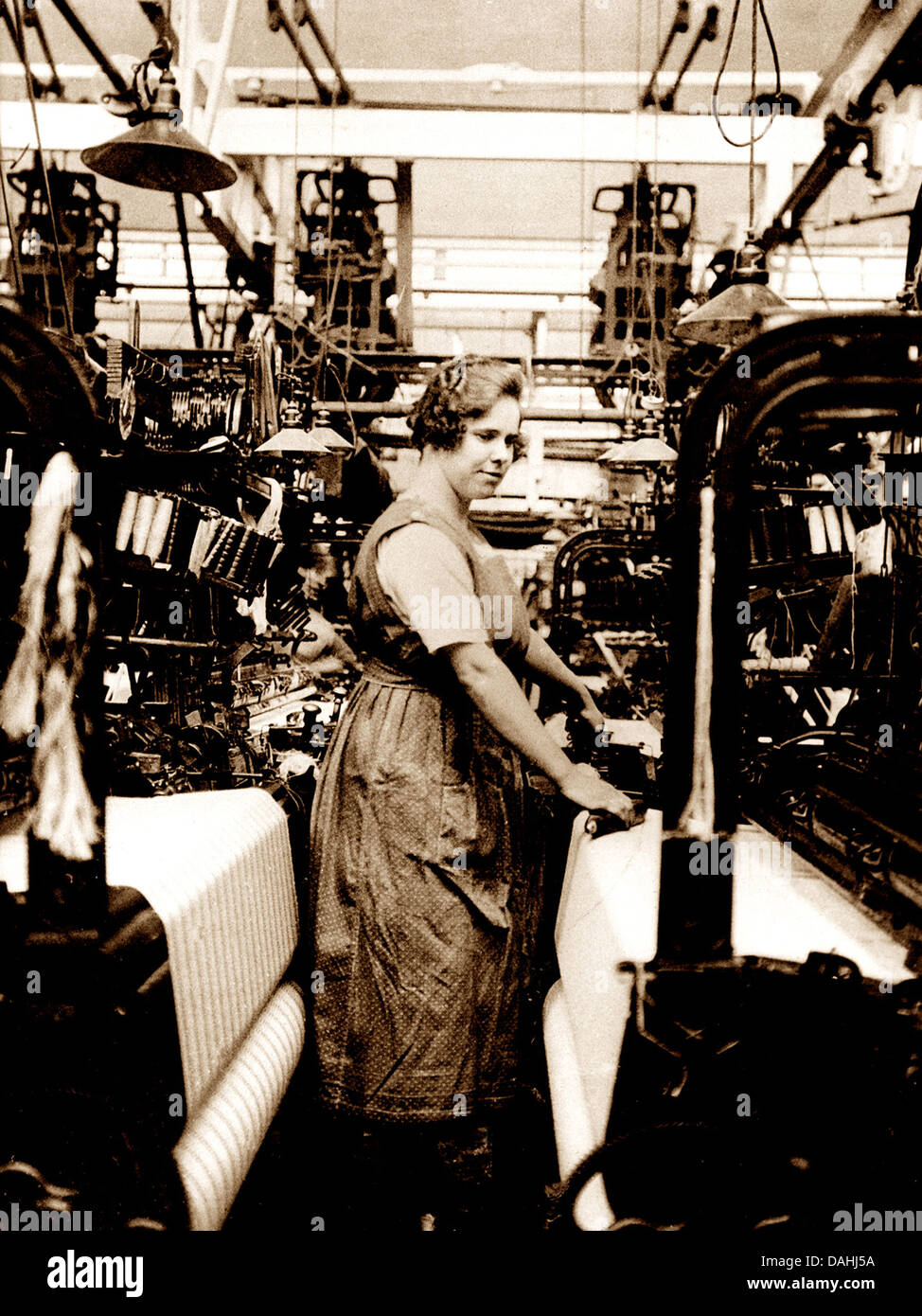 Vintage Cloth Material industry insight