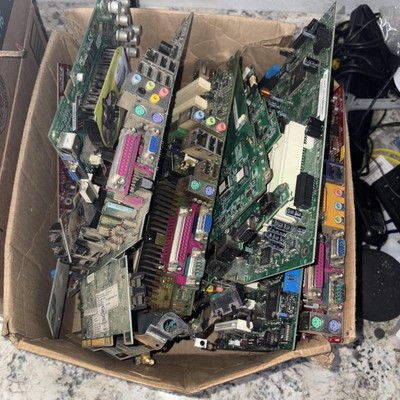 We buy scrap circuit boards, cpus, motherboards, gold ram memory ...