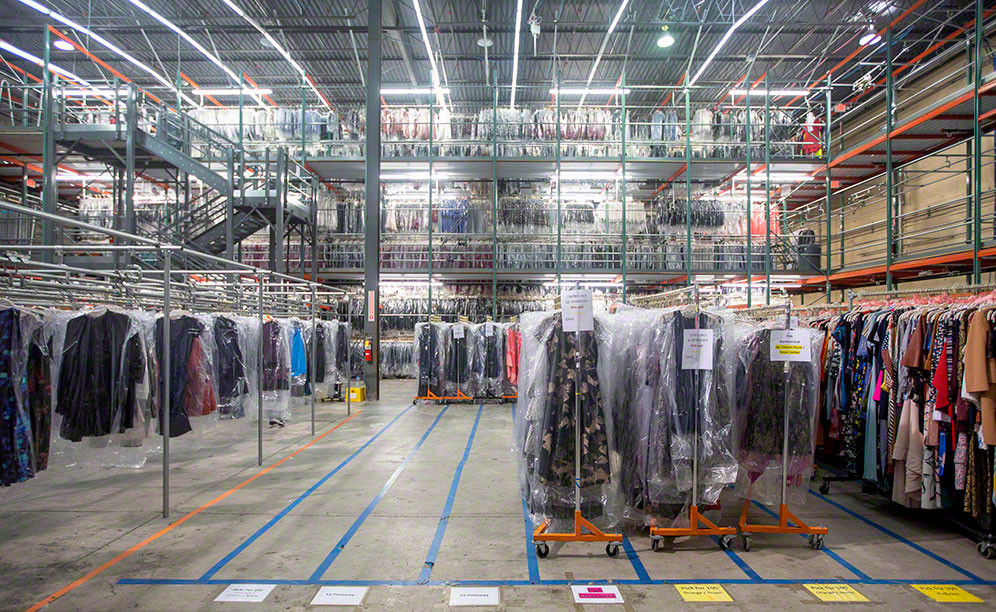 Wholesale Clothing Warehouse industry insight