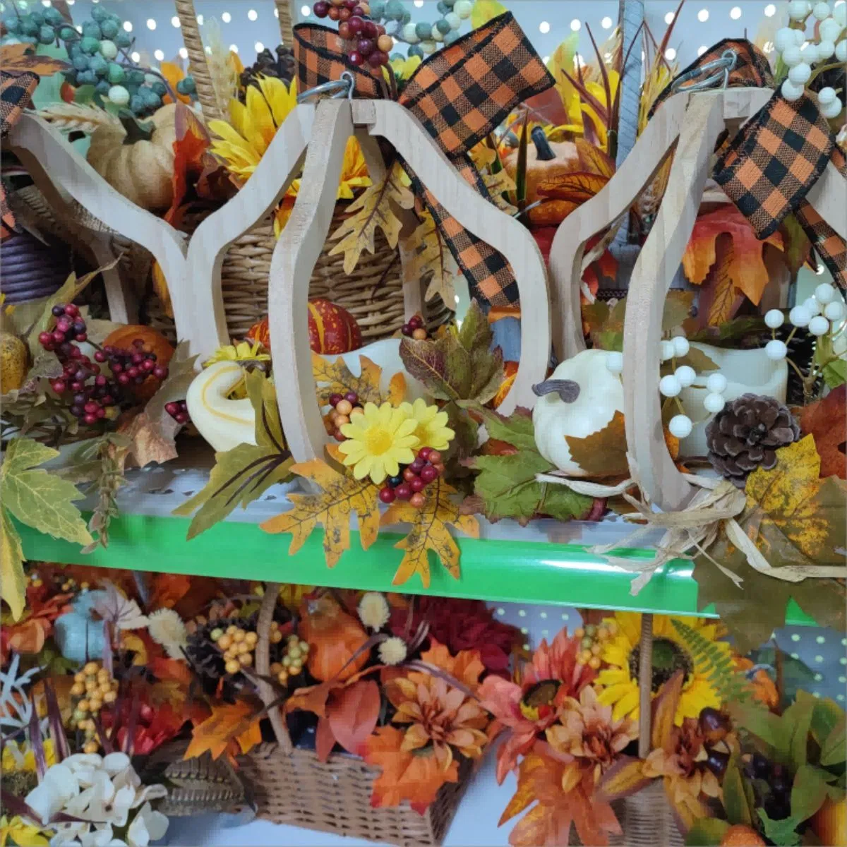 Wholesale Fall Decor industry insight