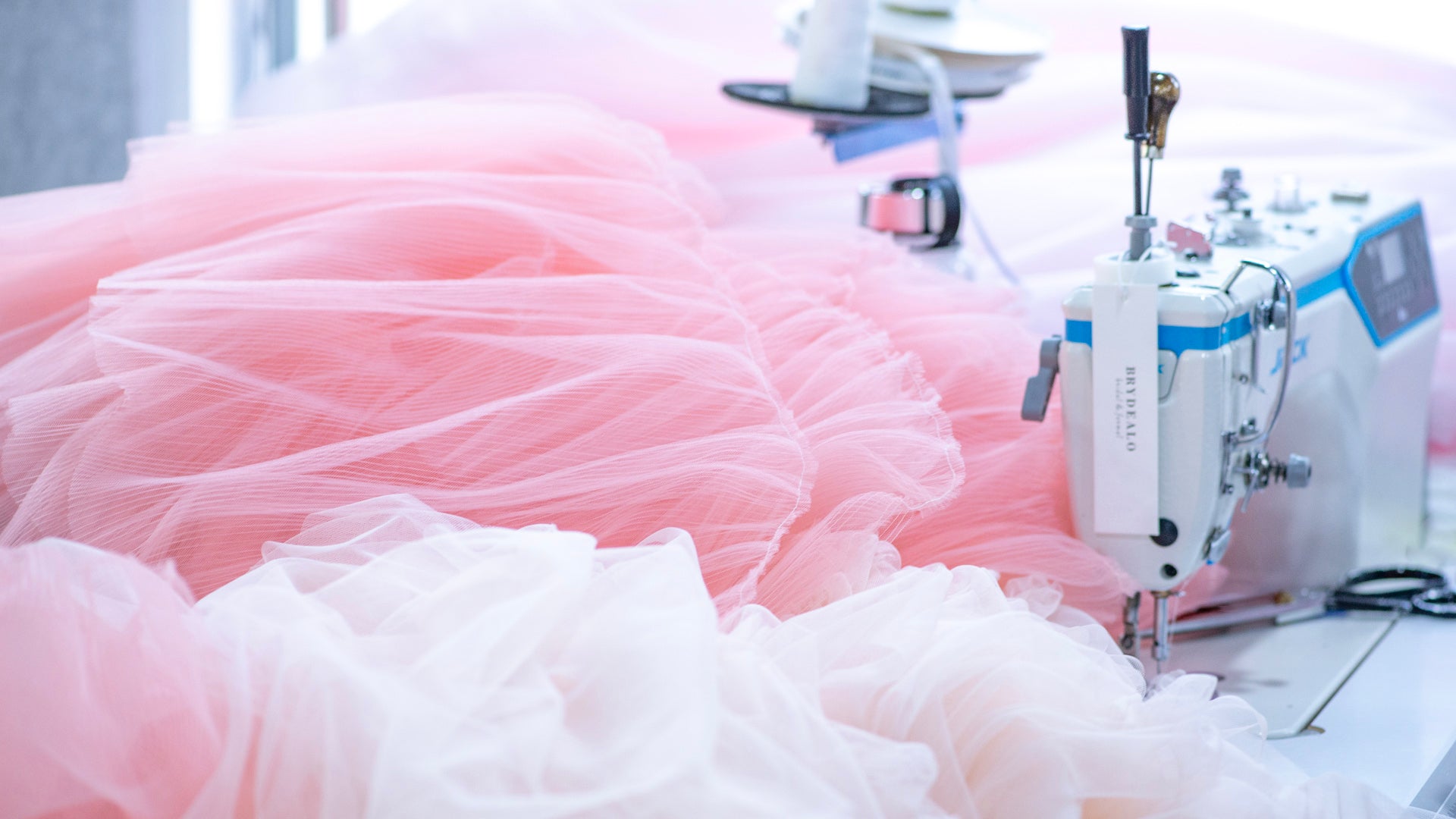 Wholesale Formal Gowns industry insight