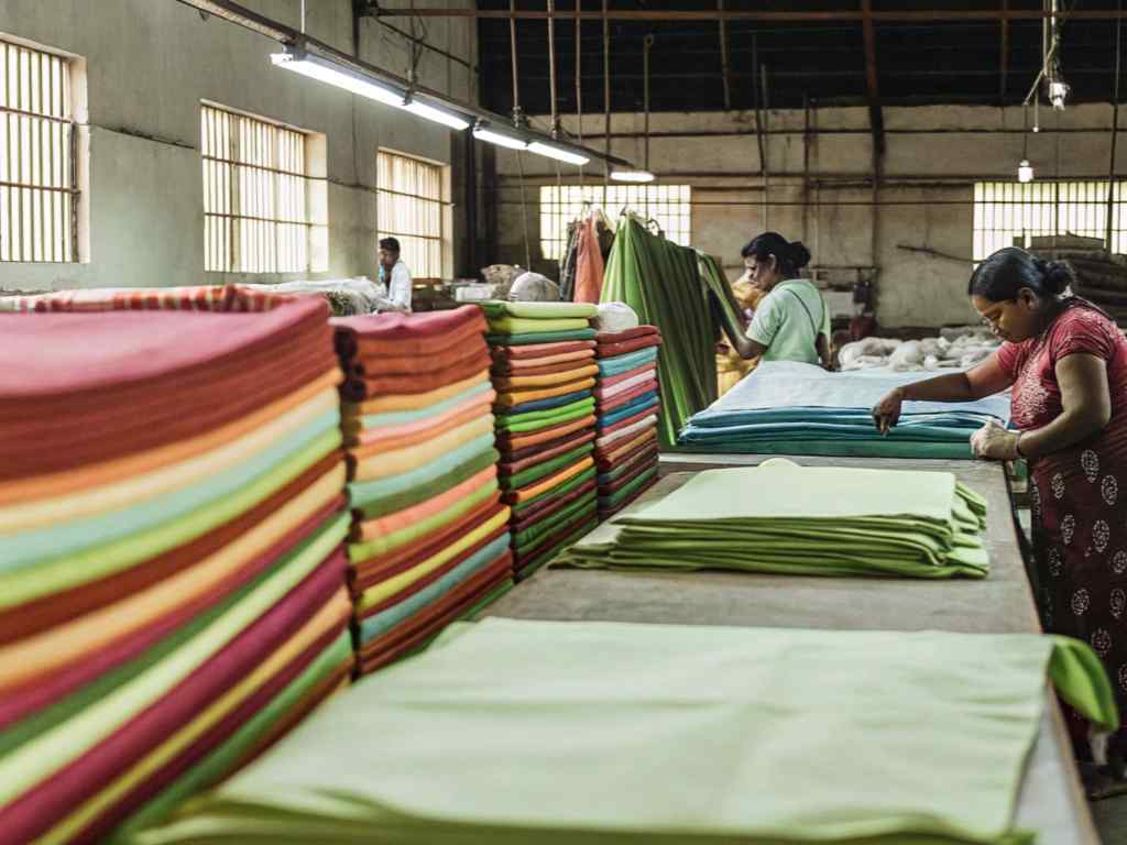 Wholesale Indian Outfits industry insight