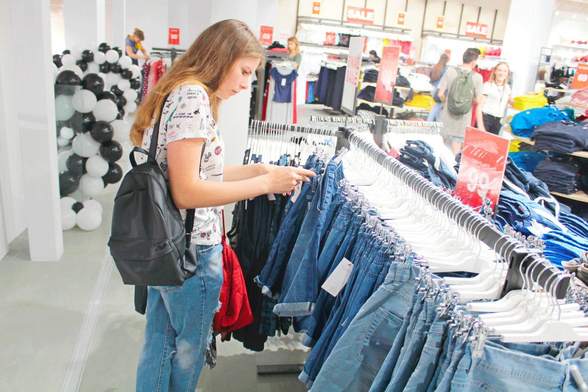 Wholesale Italian Fashion Suppliers