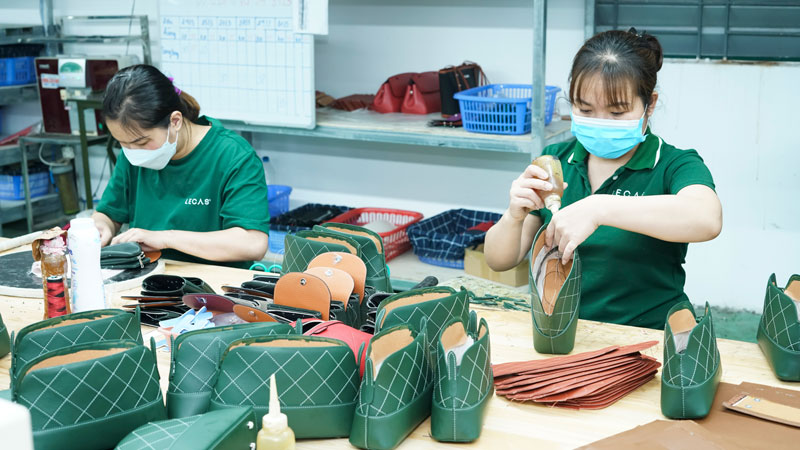 Wholesale Leather Handbags And Purses industry insight