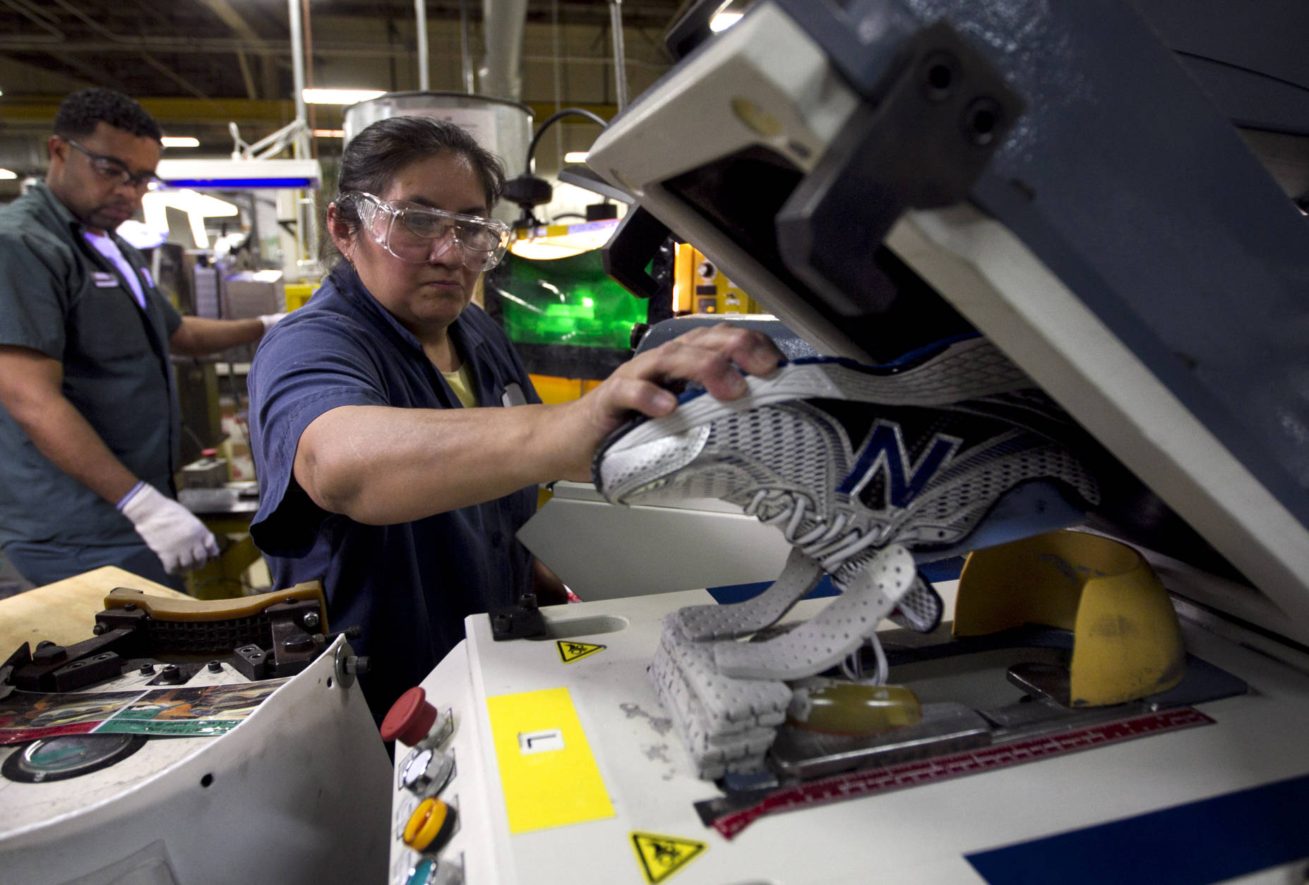 Wholesale Mens Sneakers industry insight