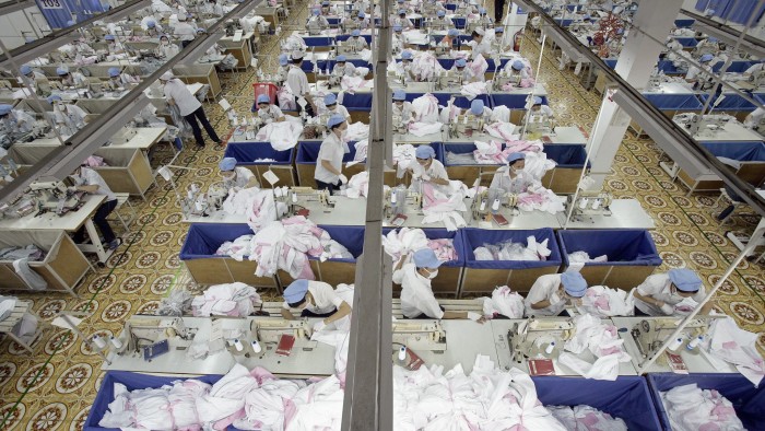 Wholesale Nike Outfits industry insight