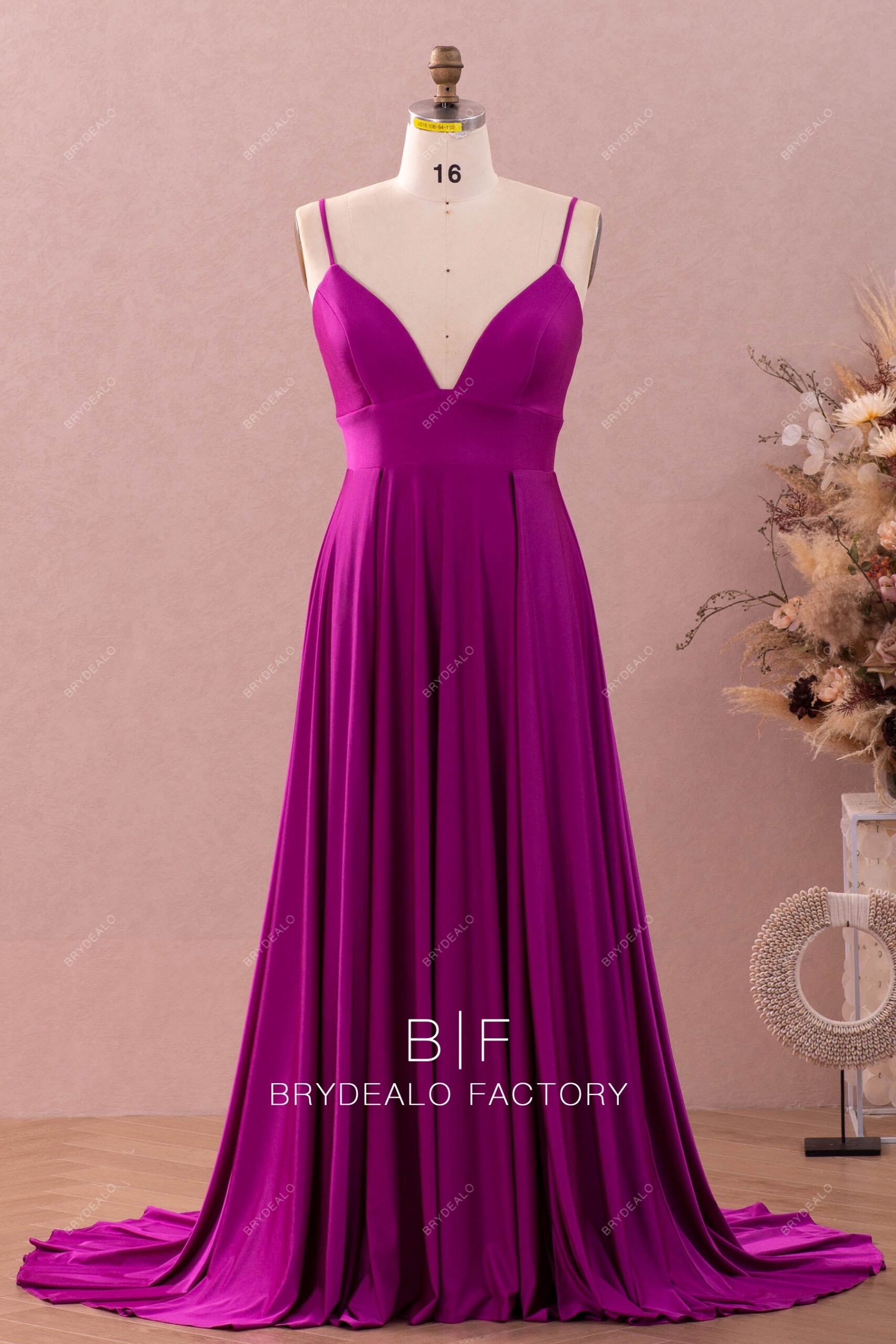 Wholesale Prom Gowns industry insight