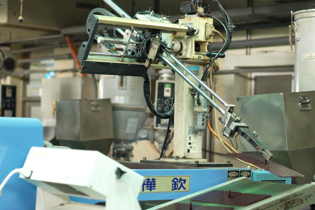 Wholesale Rhinestones industry insight