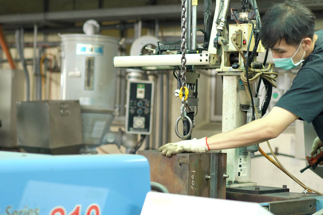 Wholesale Rhinestones industry insight