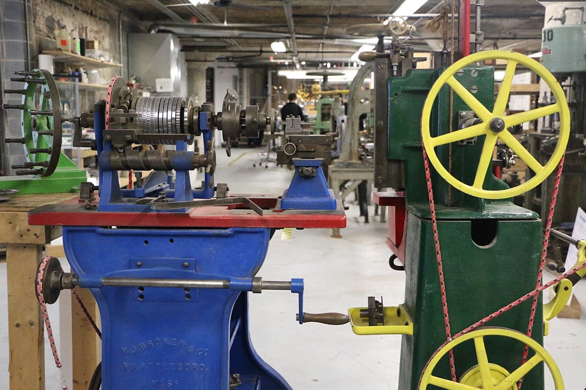 Wholesale Vintage Jewelry industry insight