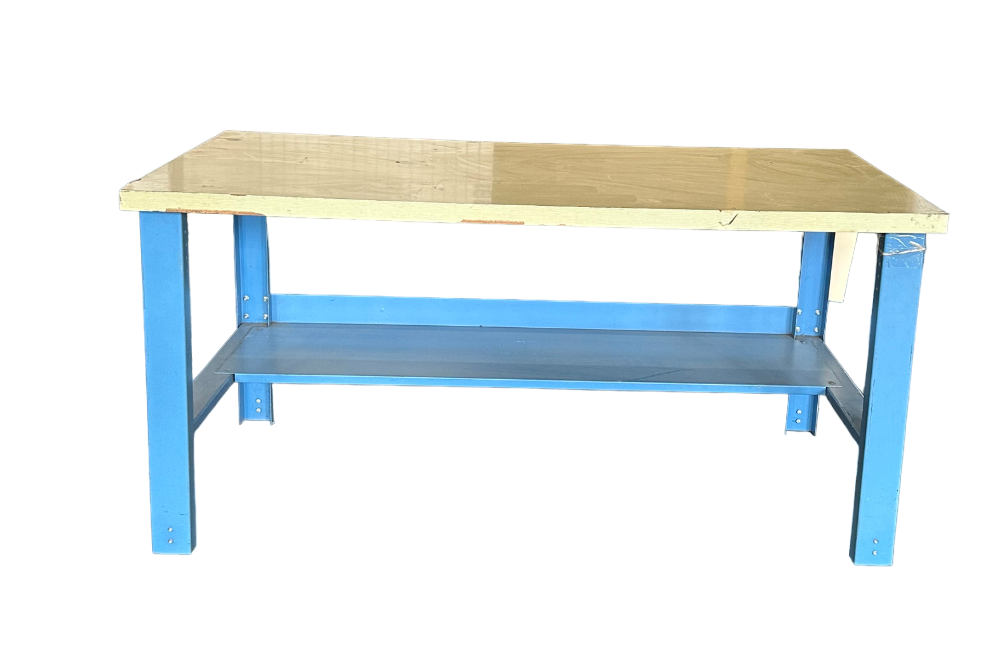 Workbenches & packing tables
